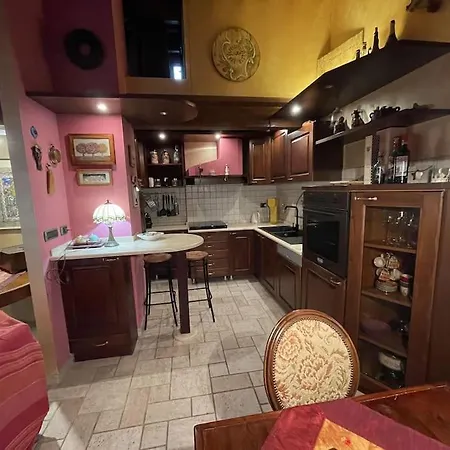 بيت للعطل Il Borgo Charming House *