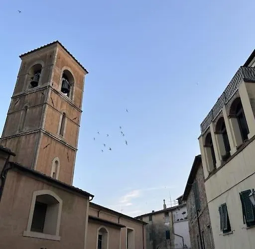 Il Borgo Charming House * كامبيليا ماريتيما
