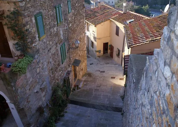 بيت للعطل Il Borgo Charming House كامبيليا ماريتيما