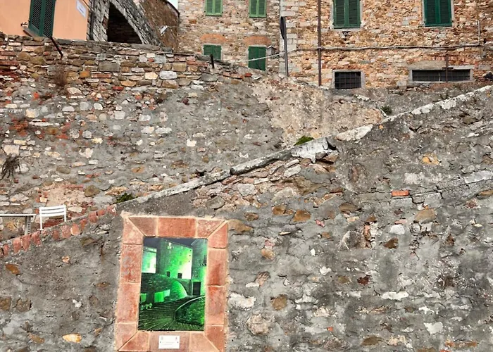 بيت للعطل Il Borgo Charming House
